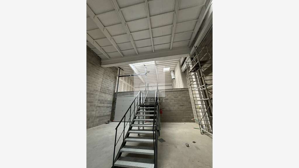 Vente local d'activité 621m² à Villefranche/Saône