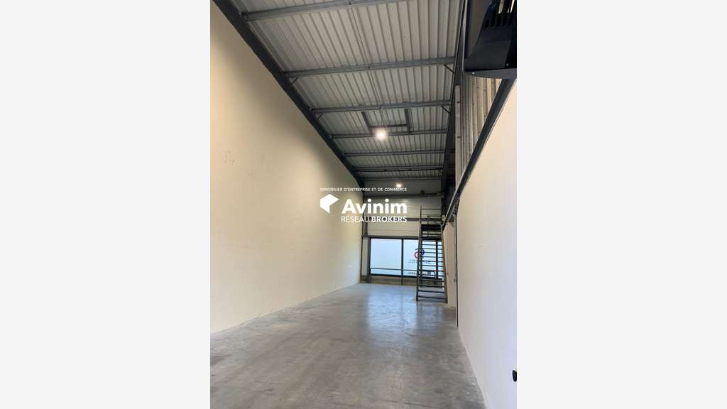 Vente local d'activité 412m² à Voreppe