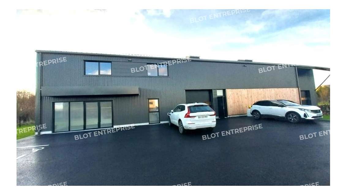 Vente local 795m² Zone Atalante à Saint-Malo