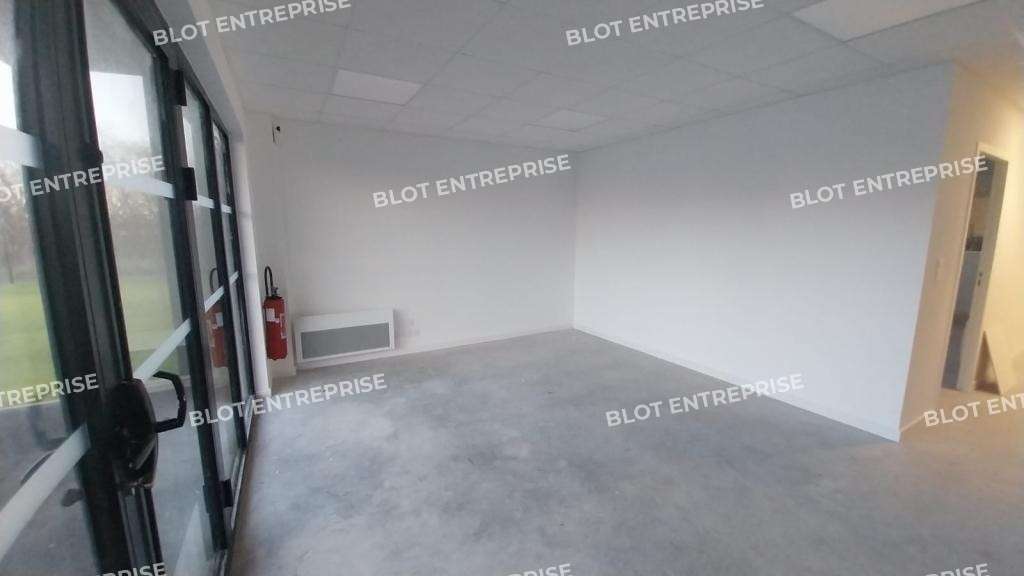 Vente local 795m² Zone Atalante à Saint-Malo