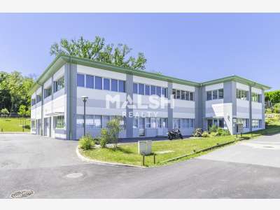 Vente bureaux 246m² à Lissieu Parc du Bois-Dieu