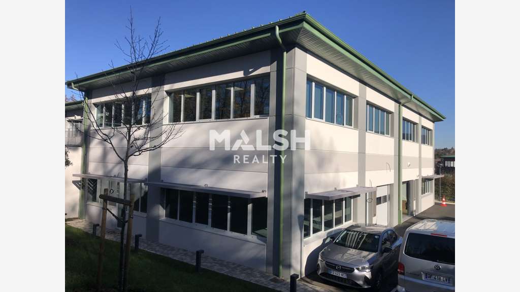 Vente bureaux 246m² à Lissieu Parc du Bois-Dieu