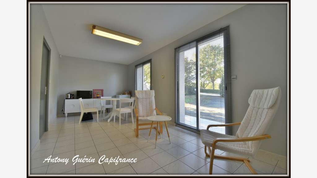 Vente local artisanal 120m² à La Gaubretière