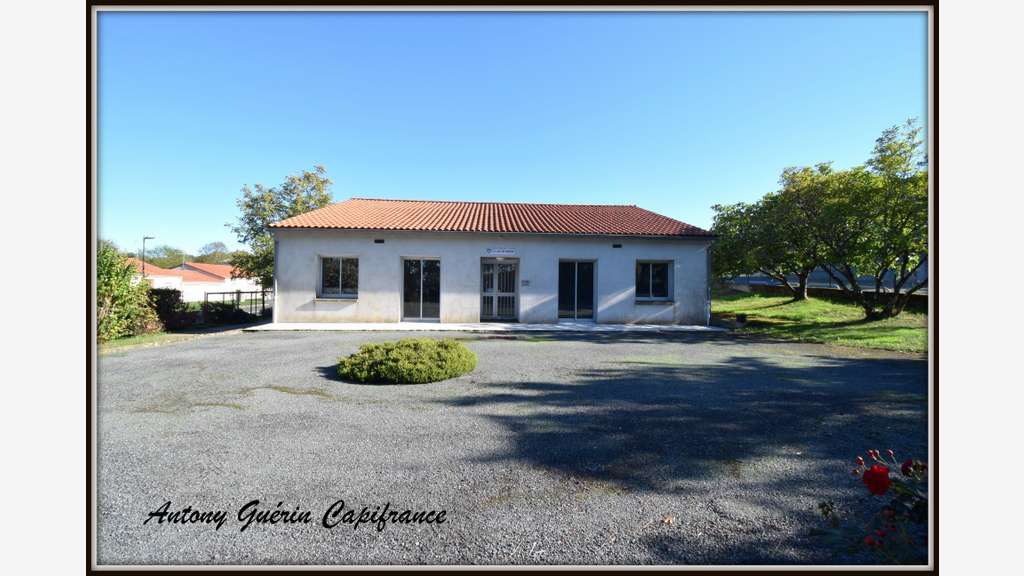 Vente local artisanal 120m² à La Gaubretière