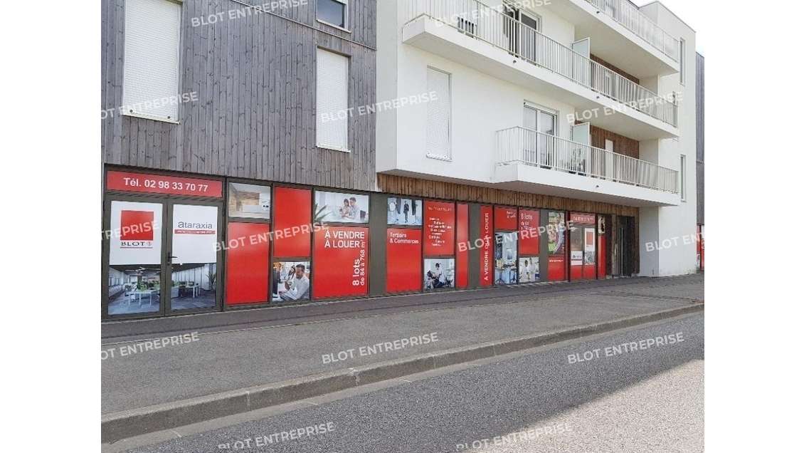 Vente cellule brute 78m² belle vitrine à Brest