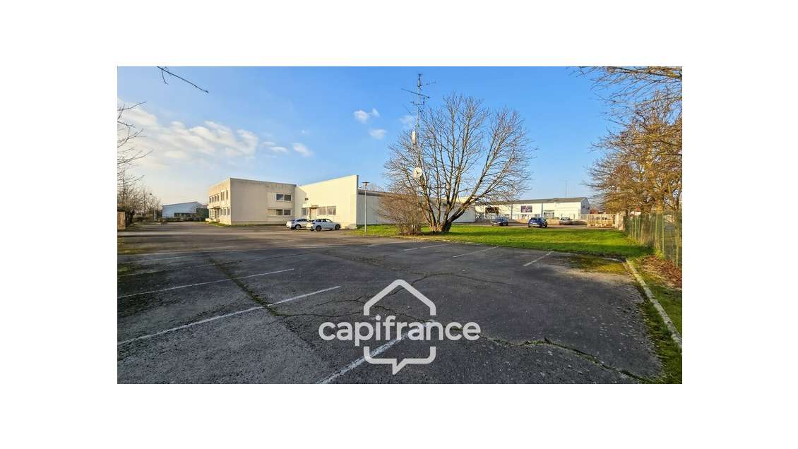 A vendre bâtiment 2009m² à Chalon sur Saône Nord