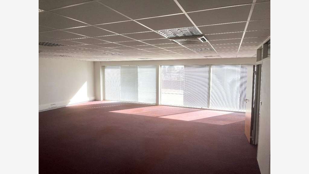 Vente bureaux très lumineux 241m² à Valence