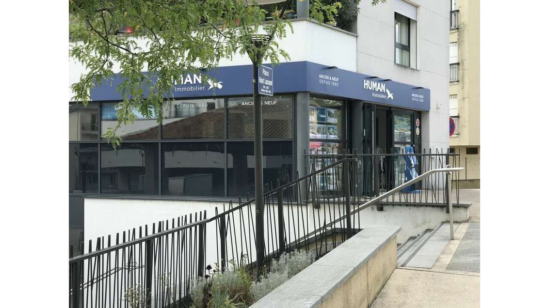 Vente local commercial de 101m² à l'Isle