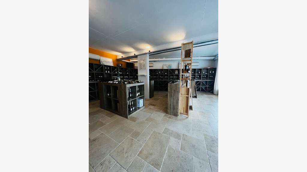 Vend local commercial 108m² Mérignac hyper centre