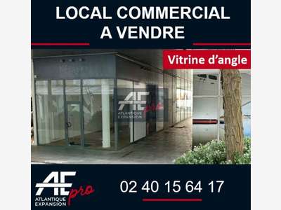 Vente local commercial 55m² d'angle à St-Nazaire