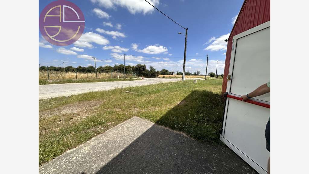 Vente local commercial de 500m² à Cintegabelle