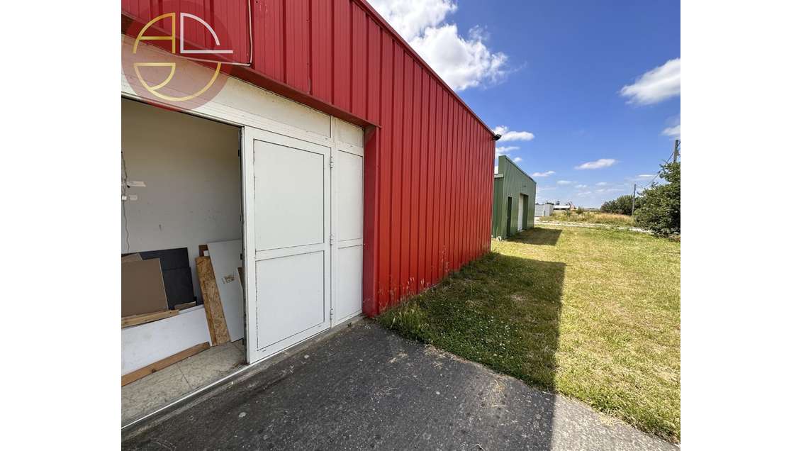 Vente local commercial de 500m² à Cintegabelle