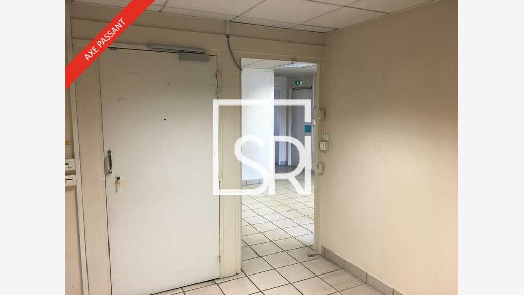 Local commercial 142m² à vendre à Clermont Ferrand