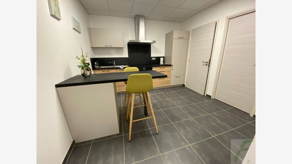 Vente local commercial 100m² à Albertville centre