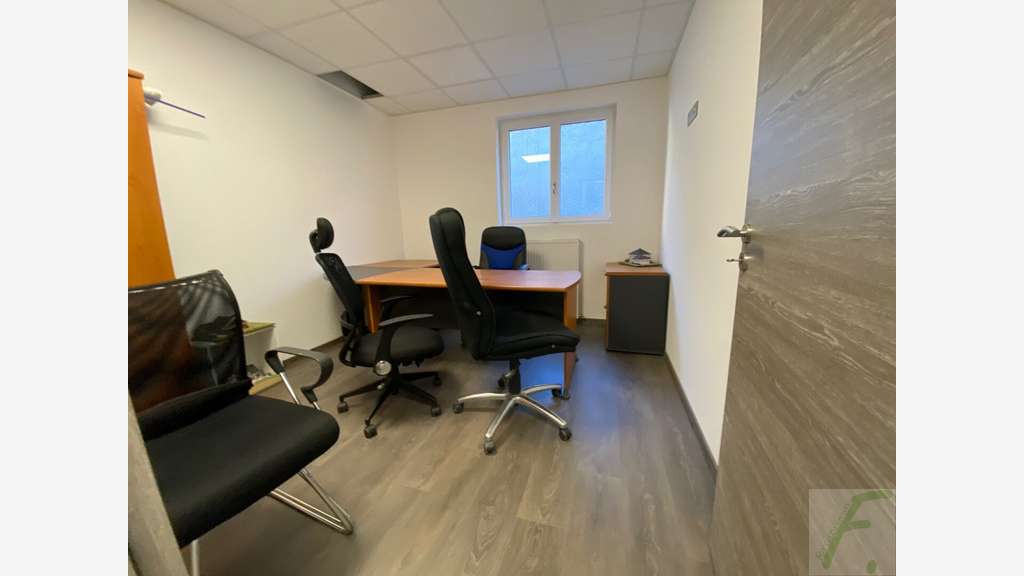Vente local commercial 100m² à Albertville centre