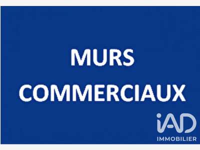 Vente murs + logement  à Saint-Michel-Chef-Chef