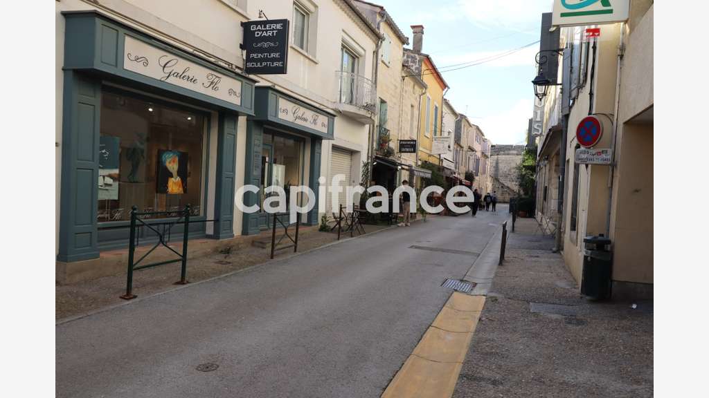 A vendre murs commerciaux Cité d'Aigues-Mortes