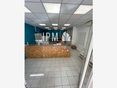 A vendre local commercial 63m² Aix-en-Provence