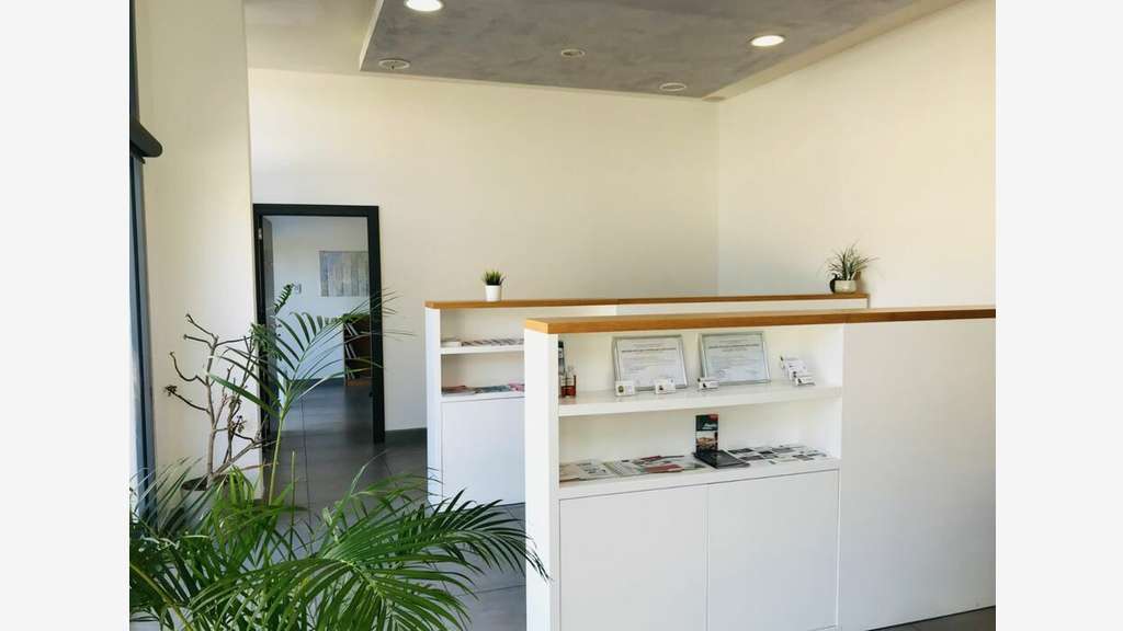 Vente local commercial 143m² à Anglet proche BAB