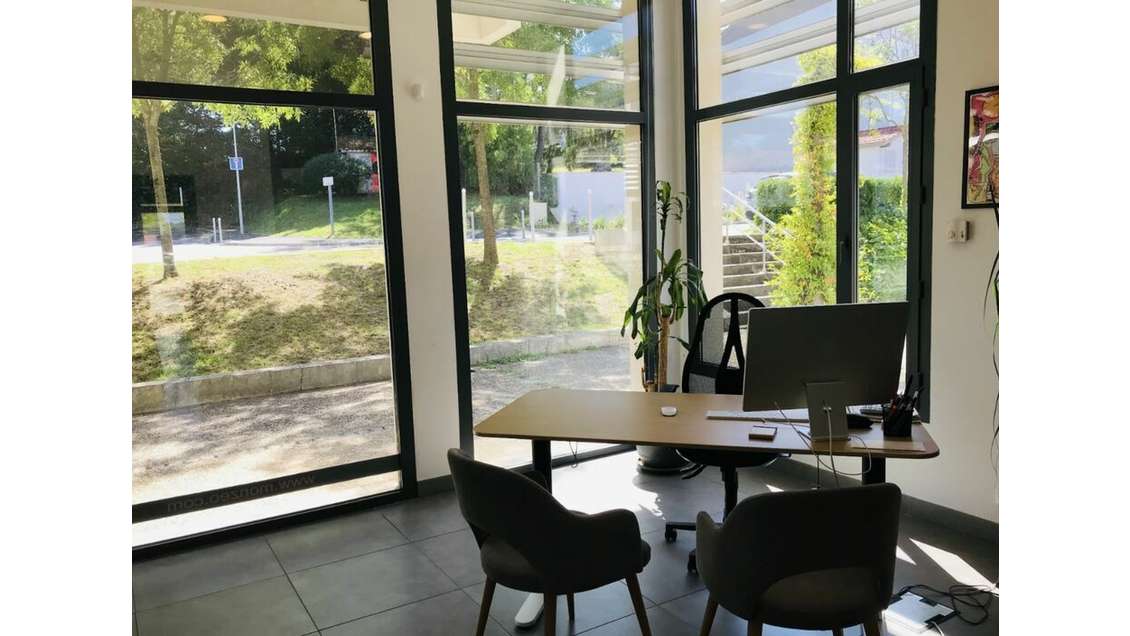 Vente local commercial 143m² à Anglet proche BAB