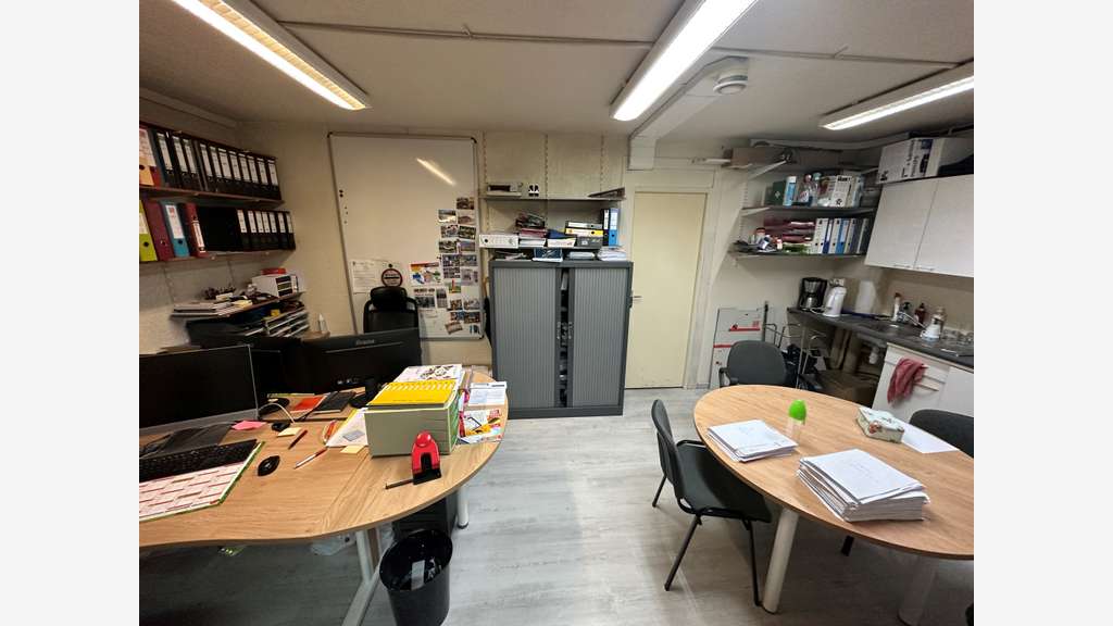 A vendre local 130m² hyper centre Angoulême