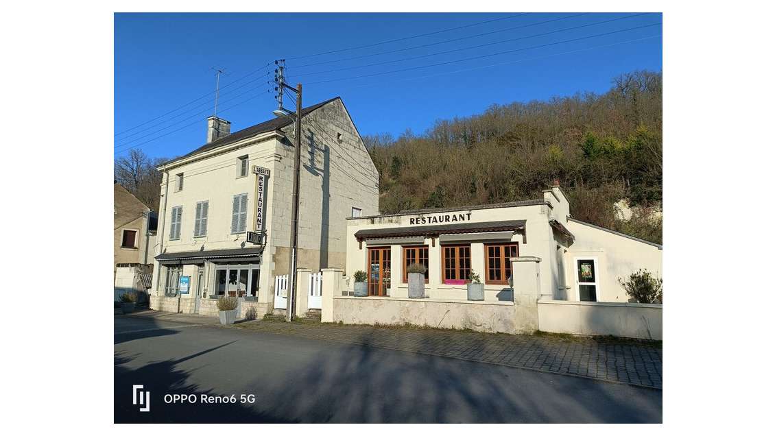 Immeuble mixte à vendre à Fontevraud-l'Abbaye