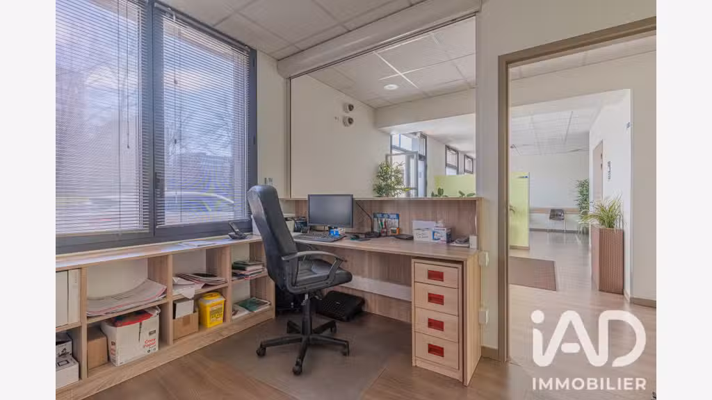 Vente local professionnel 112m² à Échirolles