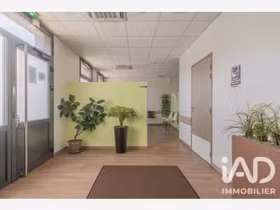 Vente local professionnel 112m² à Échirolles
