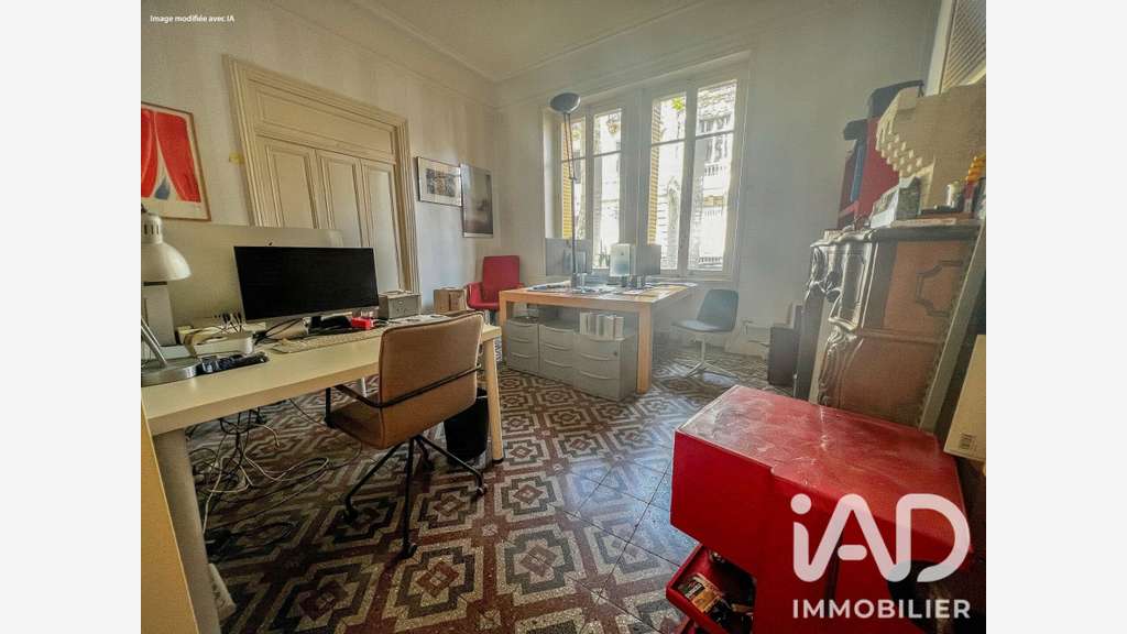 Vente local commercial 132m² à Avignon