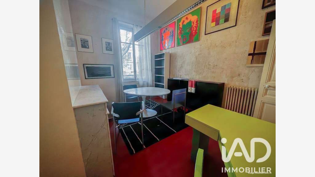 Vente local commercial 132m² à Avignon
