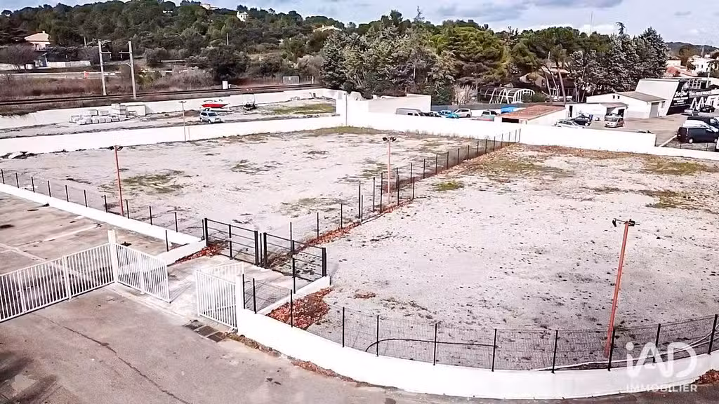 Vente ensemble commercial à Bernis