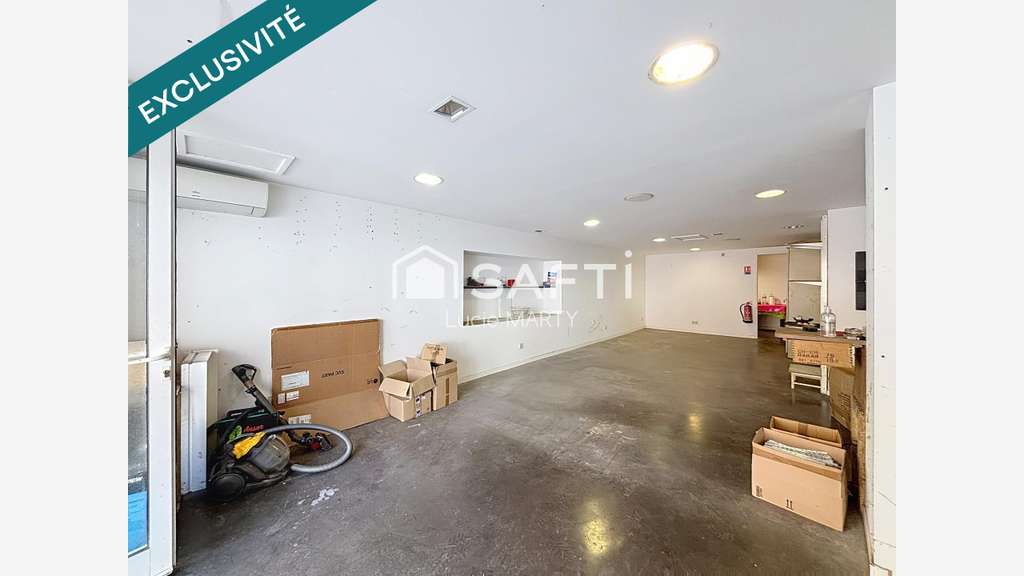 Vente local 111m² climatisé avec vitrine à Béziers