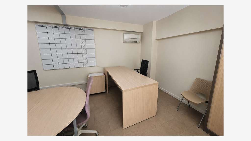 Local mixte 340m² à vendre à Béziers