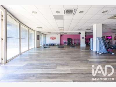 Vente local commercial à Bordeaux cours Mal Juin