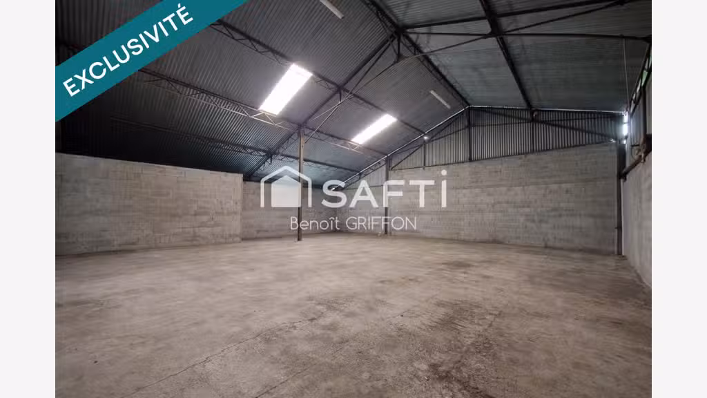 Vente ensemble pro 860m² fort potentiel à Boussay 