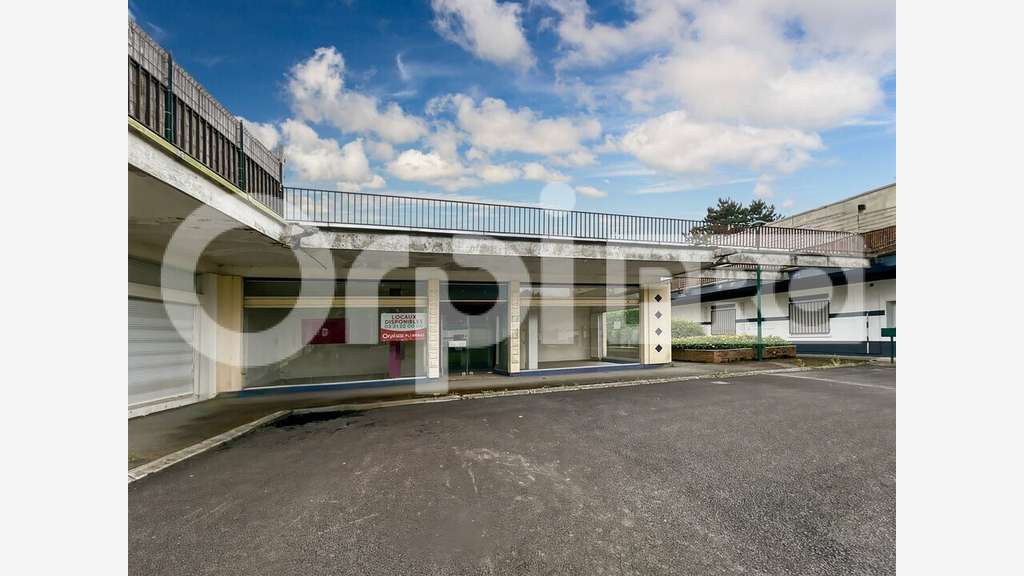Local commercial 179m² à vendre à Achicourt centre