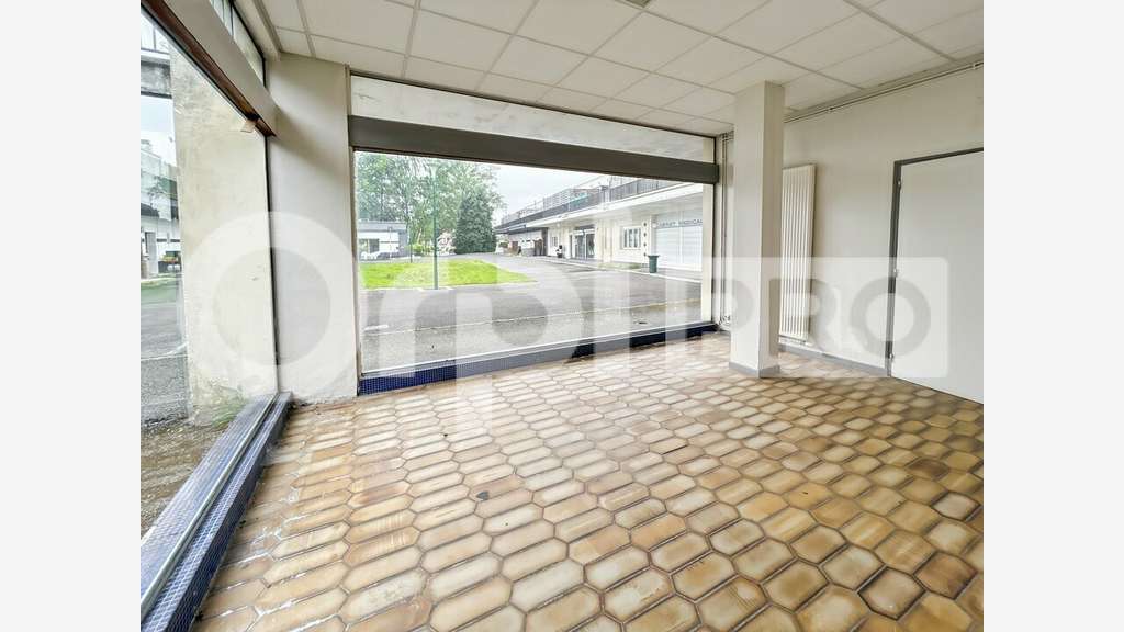 Local commercial 179m² à vendre à Achicourt centre