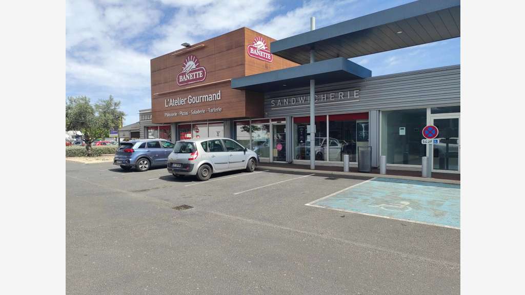 Local commercial vendu loué zone comm d’Agde