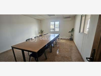 Local professionnel de 105m² à vendre à Agde