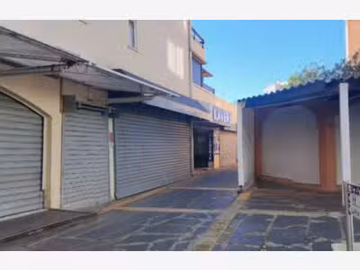 CAP D'AGDE - Local commercial libre de 44m2