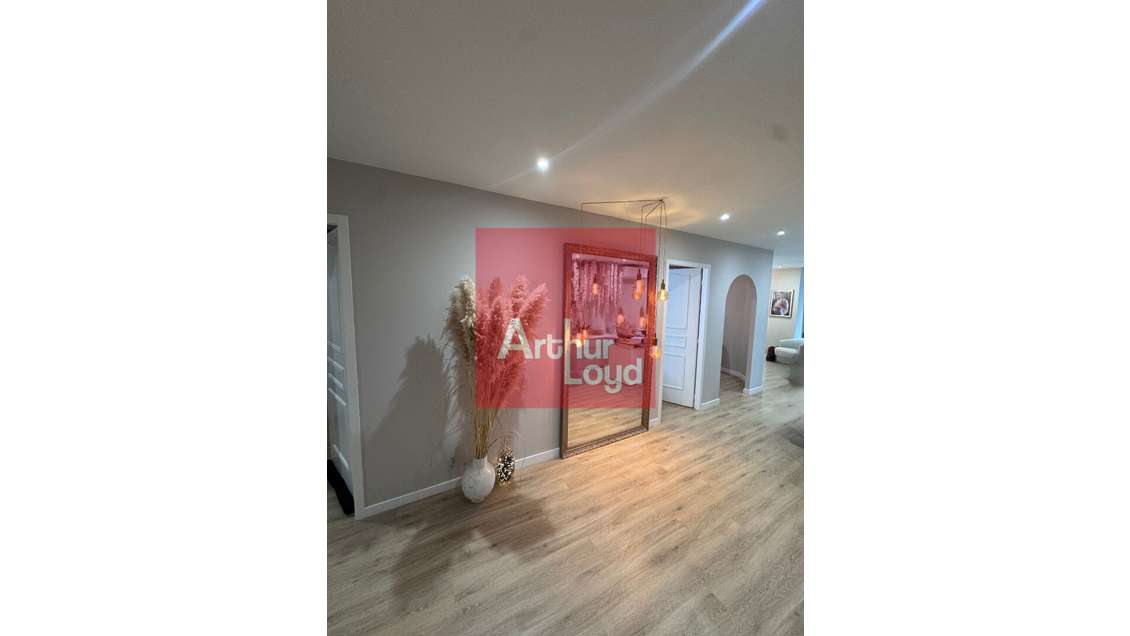 Local rénové 76m² à vendre en hypercentre d'Agen 