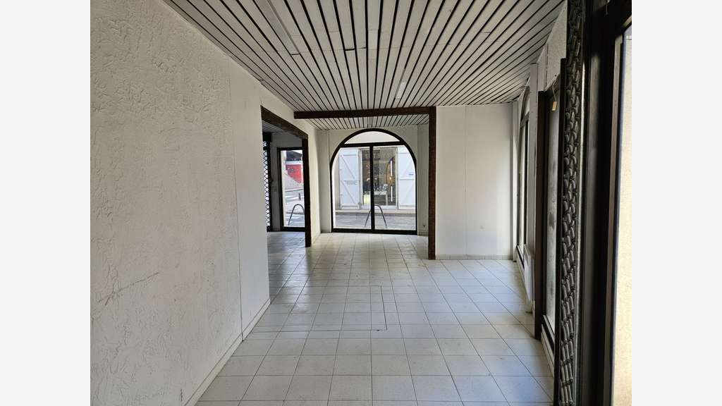 Vente local commercial 110m² centre ville d'Agen