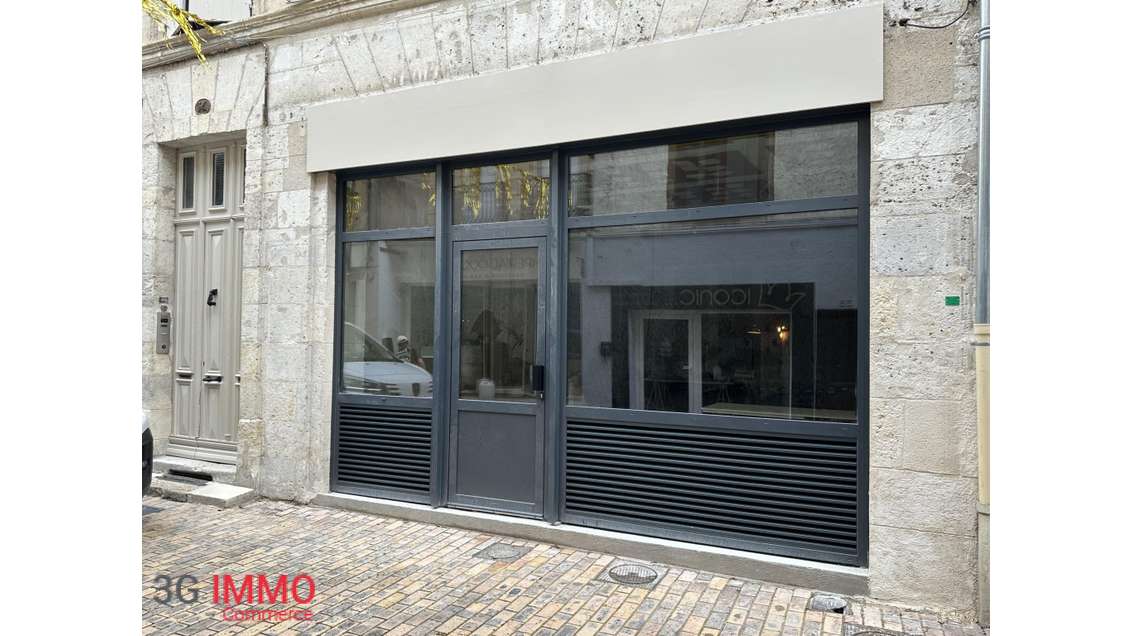 AV local commercial 40m² en centre piétonnier Agen