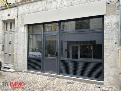 AV local commercial 40m² en centre piétonnier Agen