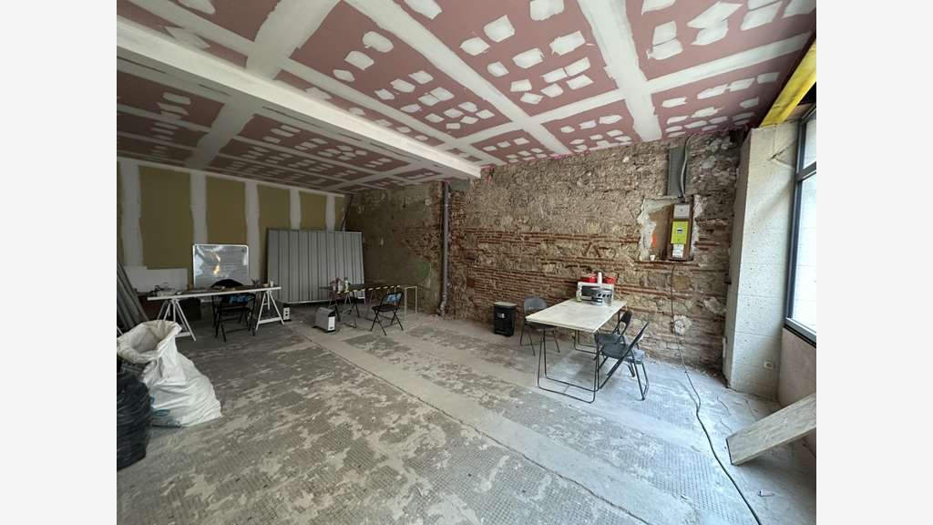 AV local commercial 40m² en centre piétonnier Agen
