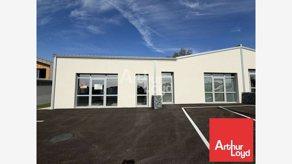 A vendre local 204m² brut de béton proche Niort