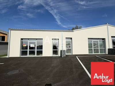 A vendre local 204m² brut de béton proche Niort