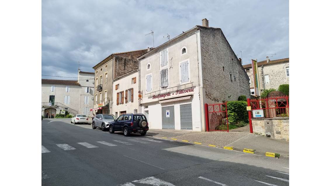 Vente immeuble de rapport à Aiguillon centre