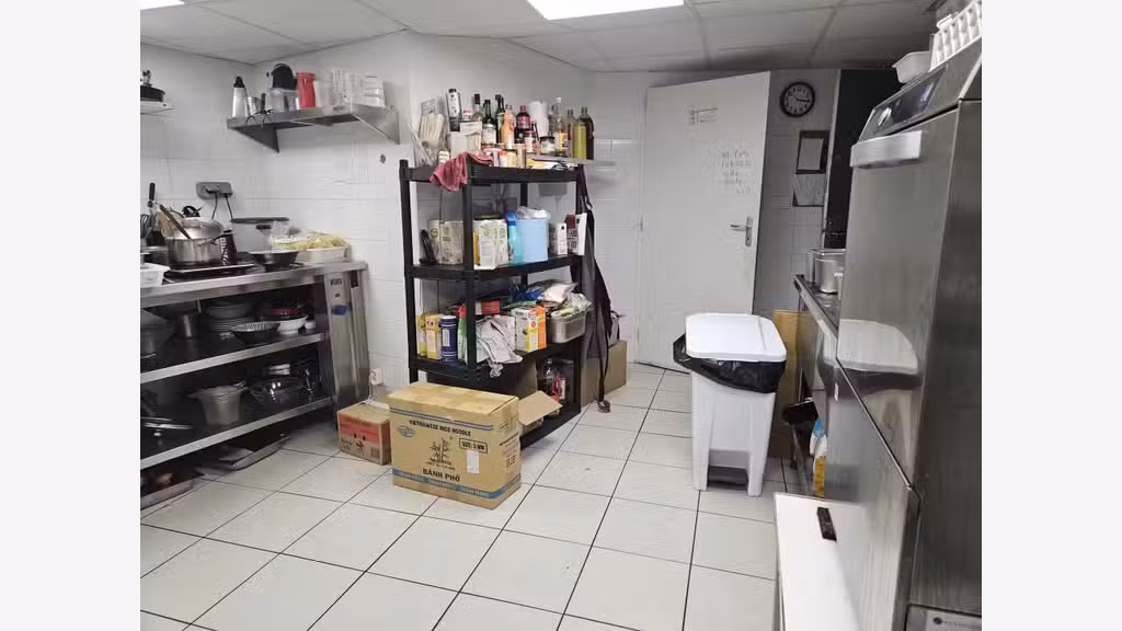 A vendre murs commerciaux 90.10m² à Aix-les-Bains