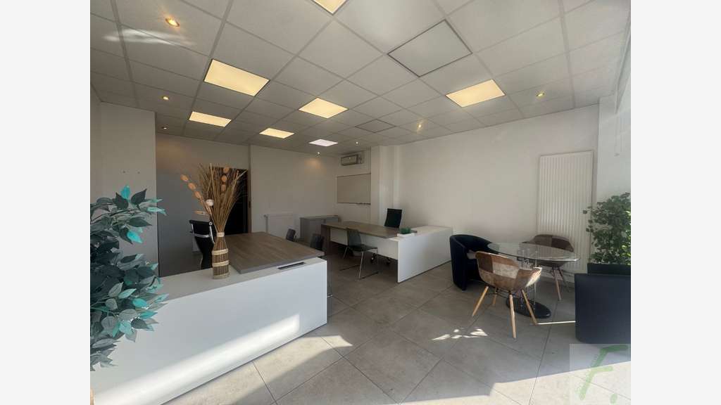En plein centre-ville d'Aix-les-Bains, 